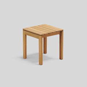 Table en teck au design minimaliste, dimensions 36x33x46, pour usage extérieur dans les restaurants ou sur la plage et en voyage - Product Image 2