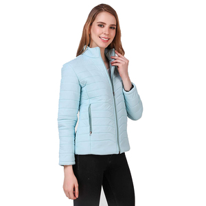 Prix d'usine OEM Veste matelassée pour femmes Vestes décontractées pour femmes Veste respirante Fabriquée au Pakistan - Product Image 4