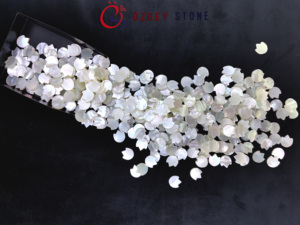 Vente en gros 7x7 et 10x11 Nacre plate en forme de fleur de tulipe pour la fabrication de bijoux - Product Image 5