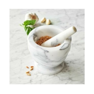 Mortier et pilon en marbre blanc classique parfait pour écraser les épices, mélanger les graines d'herbes et broyer les essentiels de la cuisine - Product Image 6