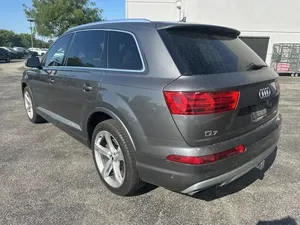 ใช้แล้ว2019 Audi Q7 55 Prestige - Product Image 4