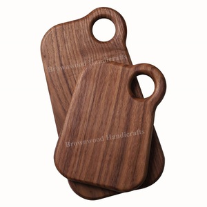 Tabla de cortar y cortar de madera de acacia de calidad superior, regalos de madera hechos a mano personalizados con mango para uso en la cocina del restaurante - Product Image 6