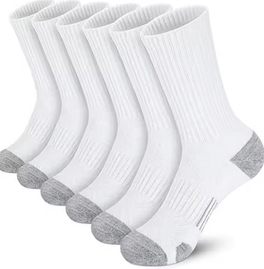 Vente en gros Meilleures chaussettes athlétiques respirantes avec logo personnalisé Chaussettes de football de sport Compression Crew Grip pour hommes - Product Image 1