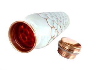 Botella de agua de cobre puro con revestimiento de esmalte brillante blanco Capacidad de 900-950ml Diamante martillado para beber directamente en las fiestas - Product Image 3