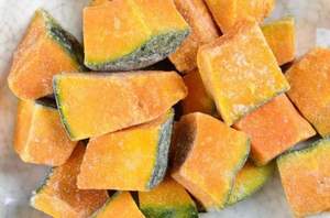Calabaza Congelada IQF en Cubos, Suministro de Fábrica de Vietnam, Cubos de Calabaza Congelados a Granel, 24 Meses de Vida Útil - Sra. Tarina - Product Image 3