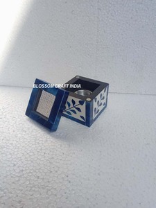 Nouveaux brûleurs à bois incrustés de perles de mère arabes faits à la main dessins magnifiquement colorés inde roses parfumées musc vadrouille à graines religieuses - Product Image 2