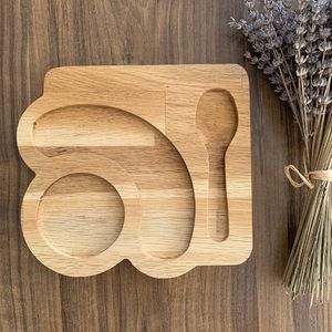 100% assiettes en bois rondes de haute qualité pour Table à manger enfants servant du bois nourriture bébé assiette de service bois d'acacia fabrication à la main - Product Image 4