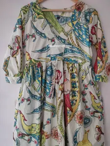 Exportateur indien Qualité Bloc Imprimé Femmes Robe pour Dames Disponible à Prix Abordable Longues Robes Femmes - Product Image 3