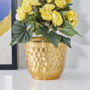 Set of 2 Metal Planter With Customized Sizes and Color for Malls and Home Hotels With Sizes of 15x11x11 and 13x9.2x9.2 Inches - Product Image 5