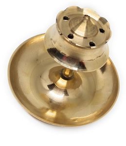 Quemador de aceite de incienso de latón decorativo, soporte de incienso utilizado en el hogar y la habitación de Hotel, producto de regalo de fragancia a precio mayorista - Product Image 4
