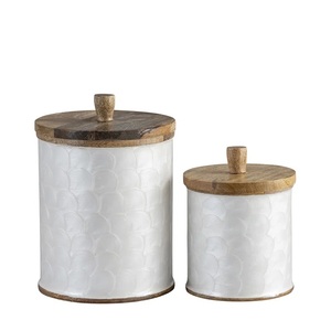Meilleures ventes : boîte à épices/sucre en bois peinte à la main - Product Image 5