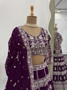 Venta caliente diseñador 2024 terciopelo granate Lehenga Choli para boda caliente nupcial Lehenga Choli diseño 2024 para niñas India - Product Image 3