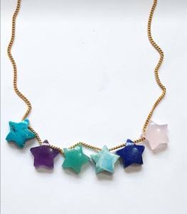 Popular diseño clásico forma de media luna amatista gemas colgante collar impresionante aspecto 925 Plata chapado en oro bisel conjunto collar - Product Image 2