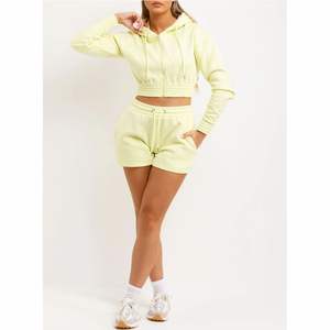 Ensemble de survêtement pour femmes de qualité supérieure, sweat-shirt et short assortis - Product Image 5