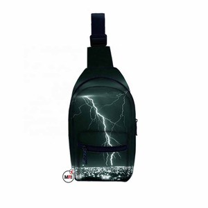 Mochila acolchada Unisex de alta calidad, gran capacidad, cremallera, impermeable, bandolera en el pecho, bolso de hombro, poliéster personalizable - Product Image 4