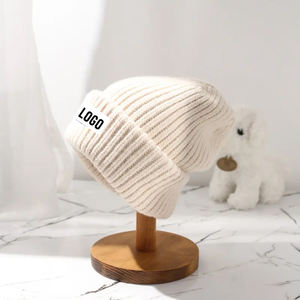 Gorras de calavera con logotipo personalizado para hombres y mujeres, gorro de calavera grueso de punto de esquí suave con logotipo de parche, gorros de invierno, gorros cálidos con puños - Product Image 2