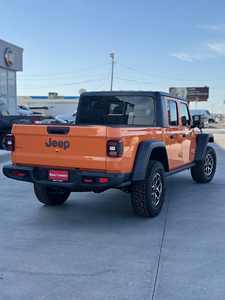 Jeep Wrangler Rubicon 2024 Usado, Asientos de Cuero de Alta Calidad, Transmisión Automática de 6 Velocidades, Volante a la Derecha/Izquierda - Product Image 3