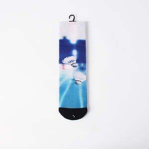 Sublimación personalizada Imprimir Casual Crew Calcetines Dibujos animados Deporte Diseño Poliéster Spandex ODM Fabricante Vietnam Venta al por mayor Pedido a granel - Product Image 6