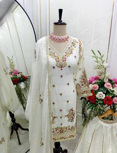 Party Wear Beautiful Top-Sarara y Dupatta - Product Image 3