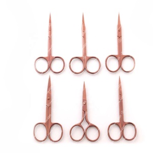 Vente en gros de mini ciseaux à broder de haute qualité, ciseaux de maquillage en acier inoxydable pour la coupe des cils et des sourcils avec pointe pointue - Product Image 3