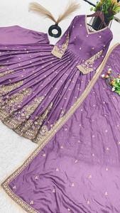 ชุด Anarkali สำหรับงานปักผ้าเนื้อบางหนาทำจากผ้าไหมผ้าจีนแท้ออกแบบล่าสุด - Product Image 3
