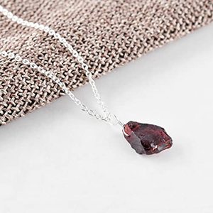 Handmade Gold Plated 8-15mm Garnet <b>Pendant</b> Necklace January Birthstone Raw Gemstone Fashionable Wedding Necklaces - Product Image 6