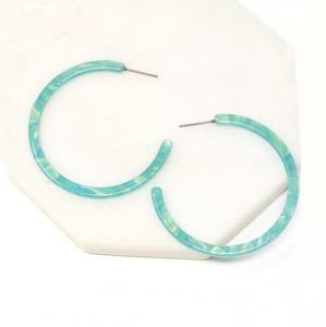 Pendientes de aro de resina con forma de luna grande elegante y elegante, estilo elegante de amor de concha de tortuga de acetato - Product Image 6