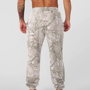กางเกงวอร์มผ้าฝ้ายน้ำหนักเบาพิมพ์ลายพรางต้นไม้จริงสำหรับผู้ชาย พิมพ์ลายพรางป่า กางเกงจ็อกเกอร์สำหรับตั้งแคมป์ กางเกงกลางลำตัว - Product Image 2