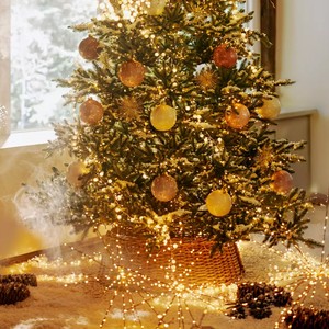 Meilleure vente collier d'arbre de Noël en rotin pétoncle Vietnam support d'arbre de Noël accessoires jupe collier grossiste Dia 60xH25cm - Product Image 3