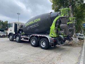 ใช้คุณภาพดี ประสิทธิภาพดีเยี่ยม ZOOMLION 8X4 รถผสมคอนกรีตสําหรับขาย - Product Image 2