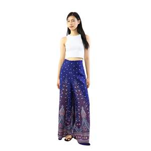 Napat Vêtements Peacock Pantalons Palazzo pour femmes en bleu marine pour femmes - Product Image 1