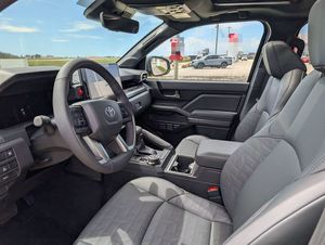 โตโยต้า ทาโคมา TRD ออฟโรด ไฮบริด ปี 2025 ราคาไม่แพง - Product Image 6