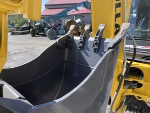 Chargeur abordable 2022 NEW HOLLAND B75D chargeuse-pelleteuse rétrocaveuse pour travaux de terrassement massifs - Product Image 5