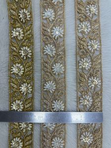 Encaje bordado hecho a medida para diseños atemporales. Ideal para diseñadores de prendas de vestir Diseñadores de novias Dueños de boutique - Product Image 4