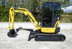 Mini Excavadora PC26MR de 2.6 Toneladas, Excavadora Hidráulica Compacta de Radio Corto en Venta - Product Image 2