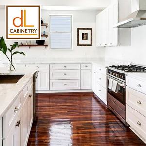 Armoires de cuisine modulaires en contreplaqué blanc moderne avec glissières de tiroir et charnières, dimensions standard américaines pour les constructeurs et les entrepreneurs - Product Image 2