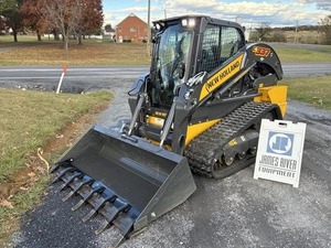 รถแทรกเตอร์นิวฮอลแลนด์ C337 ขาย - Product Image 2