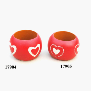 Rond de serviette coeur rouge, rond de serviette en métal pour les dîners de mariage, la salle à manger, les réunions de famille et les occasions spéciales - Product Image 2