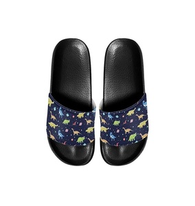 Vente à chaud de pantoufles diapositives ouvertes à la mode Design personnalisé intérieur léger hommes femmes pantoufles diapositives OEM ODM - Product Image 2