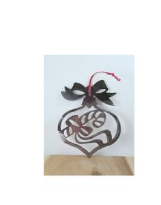 Ornements suspendus de Noël en métal avec motifs floraux et géométriques pour un style chic de maison de vacances d'hiver - Product Image 5