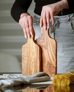 เขียงไม้สไตล์มินิมอล-เครื่องครัว ใช้กับเครื่องล้างจานได้ หนา 1.5 ซม. พื้นผิวเรียบ สำหรับการออกแบบครัวสมัยใหม่ - Product Image 1