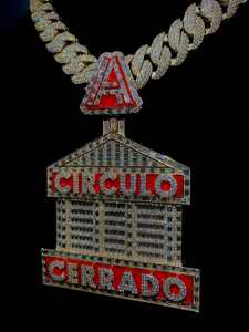 Pendentif en diamant Moissanite en argent sterling 925 unique personnalisé entièrement plaqué or glacé en pendentifs et breloques de style Hip Hop - Product Image 3