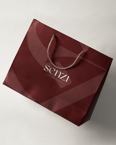 Bolsa de papel con logotipo impreso personalizado, ropa de lujo, bolsas de papel para compras, bolsa de regalo reciclable con cuerda de cinta - Product Image 2