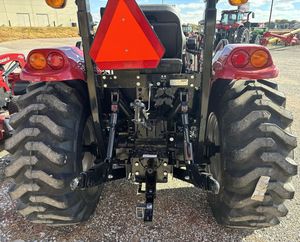 Tracteur d'occasion Case IH Farmall 35C 35HP 2024 disponible pour les acheteurs internationaux - Product Image 5