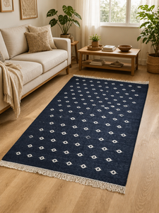 Alfombra Dhurrie de Algodón Azul Marino Hecha a Mano, Alfombra Reversible con Diseño de Rejilla Marroquí y Flecos para Dormitorio o Sala de Estar - Product Image 4