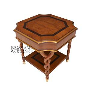 Mesa Auxiliar Octogonal de Lujo en Madera de Caoba con Dos Niveles de Almacenamiento y Patas en Espiral Talladas a Mano para un Interior Clásico del Hogar - Product Image 4