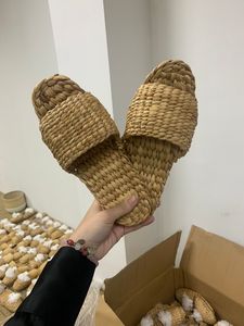 Water Hyacinth <b>Slipper</b> Lightweight Handwoven Eco Slide for Indoor Comfort Natural Vietnam Material - Product Image 2