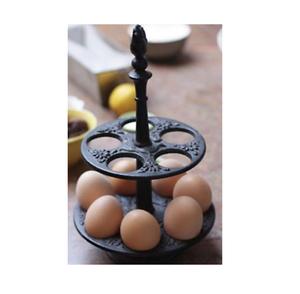 Estantes de huevos decorativos para exhibición de huevos frescos de granja en cocinas rústicas hechas de hierro sólido con acabado antiguo - Product Image 1