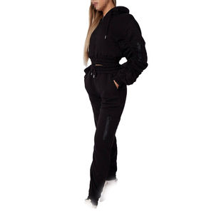 Ensemble de survêtement 2 pièces personnalisé pour femme avec logo sur mesure – Fabricant en gros – Confortable et de haute qualité - Product Image 4