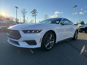 ใช้2025 Fo_rd Mustang EcoBoost Fastback RWD - Product Image 6